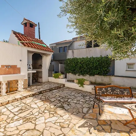 2 Bedroom Stunning In דירה פובליאנה