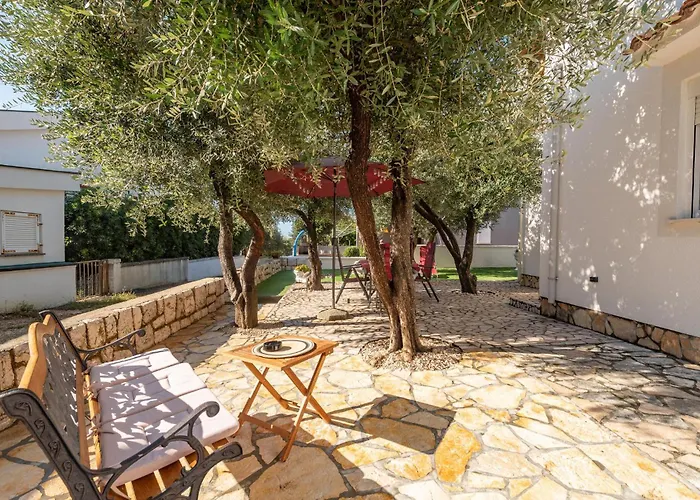 2 Bedroom Amazing In *